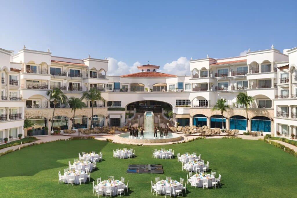 hilton playa del carmen stunning courtyard view on a sunny day