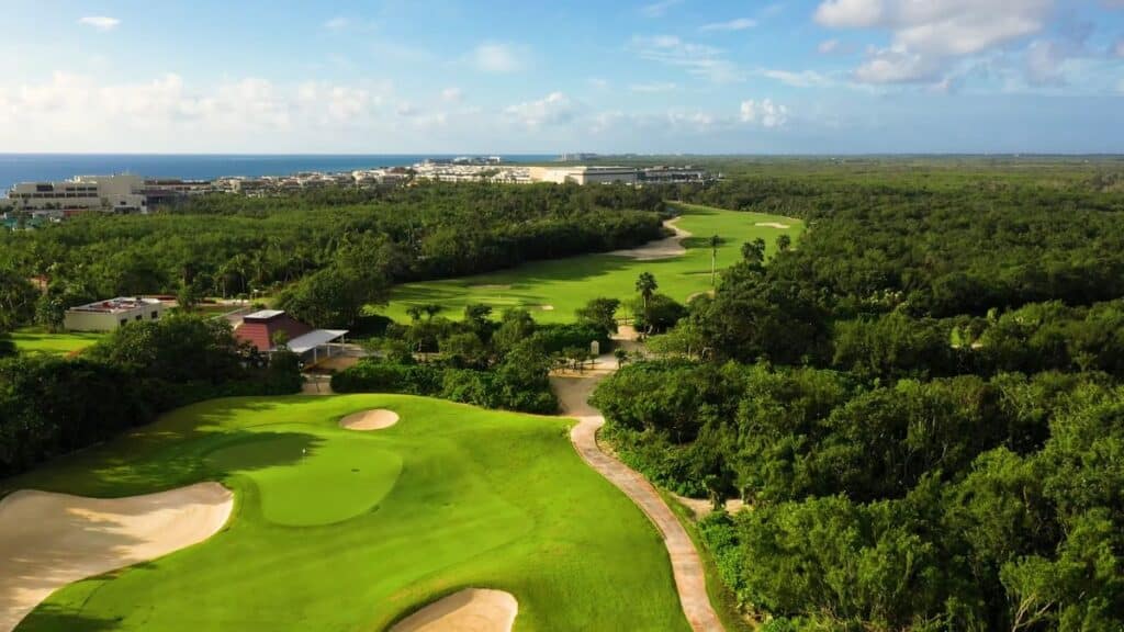 nicklaus par three experience beautiful aerial view of fairway with gulf in background